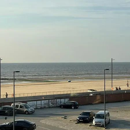 Apartment Splendid Seaview - Luxury 4 Persons At And Sea Ostend
